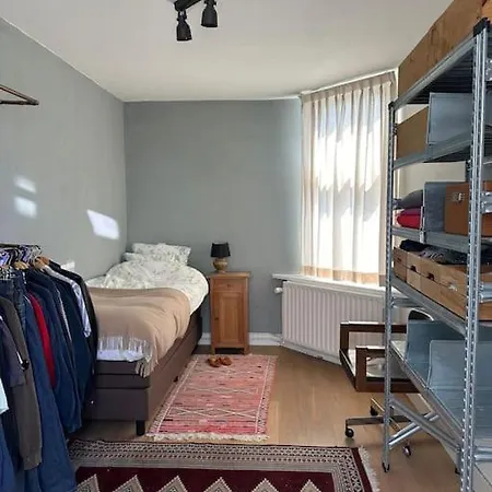 снеск Q,r-с0de First -,-apartment In Heart Of アムステルダム