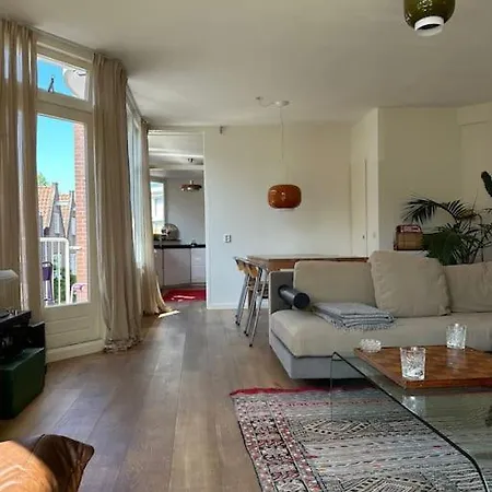 снеск Q,r-с0de First -,-apartment In Heart Of דירה *